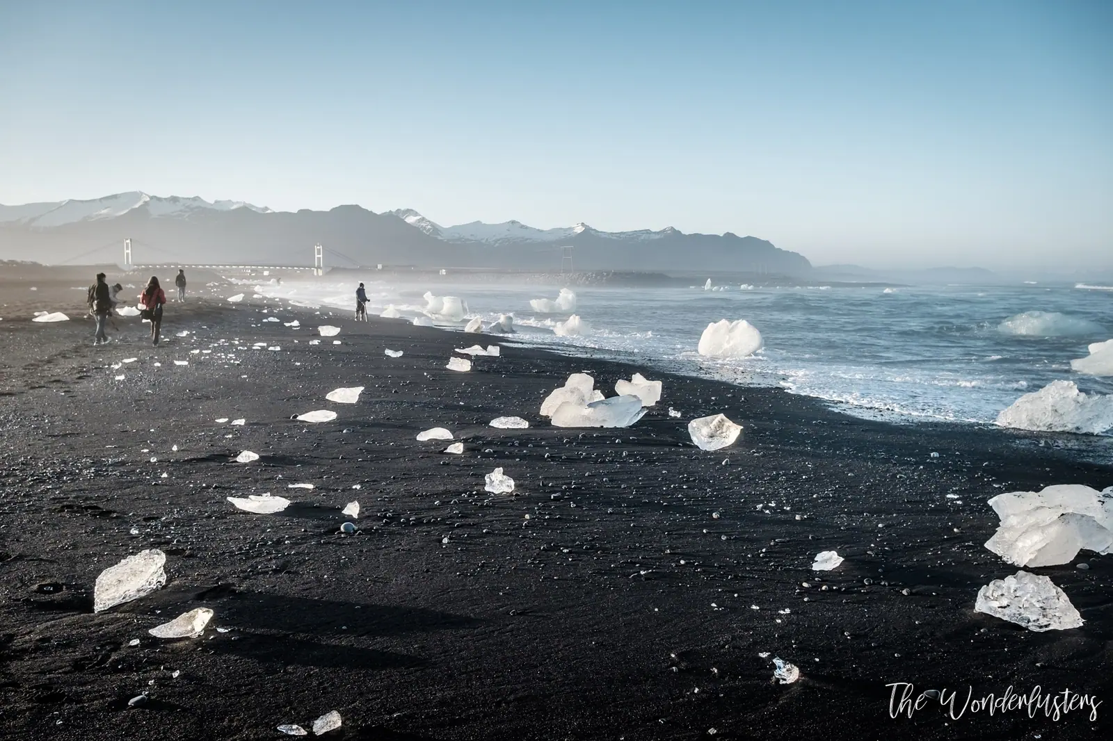 Blocs de glace sur Diamond Beach, Islande