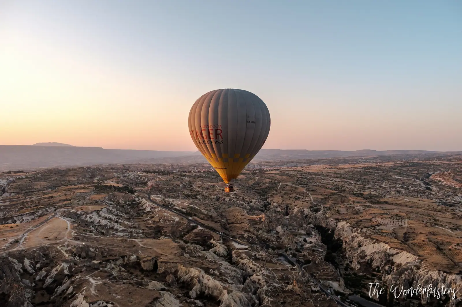 Montgolfières au-dessus de la Cappadoce