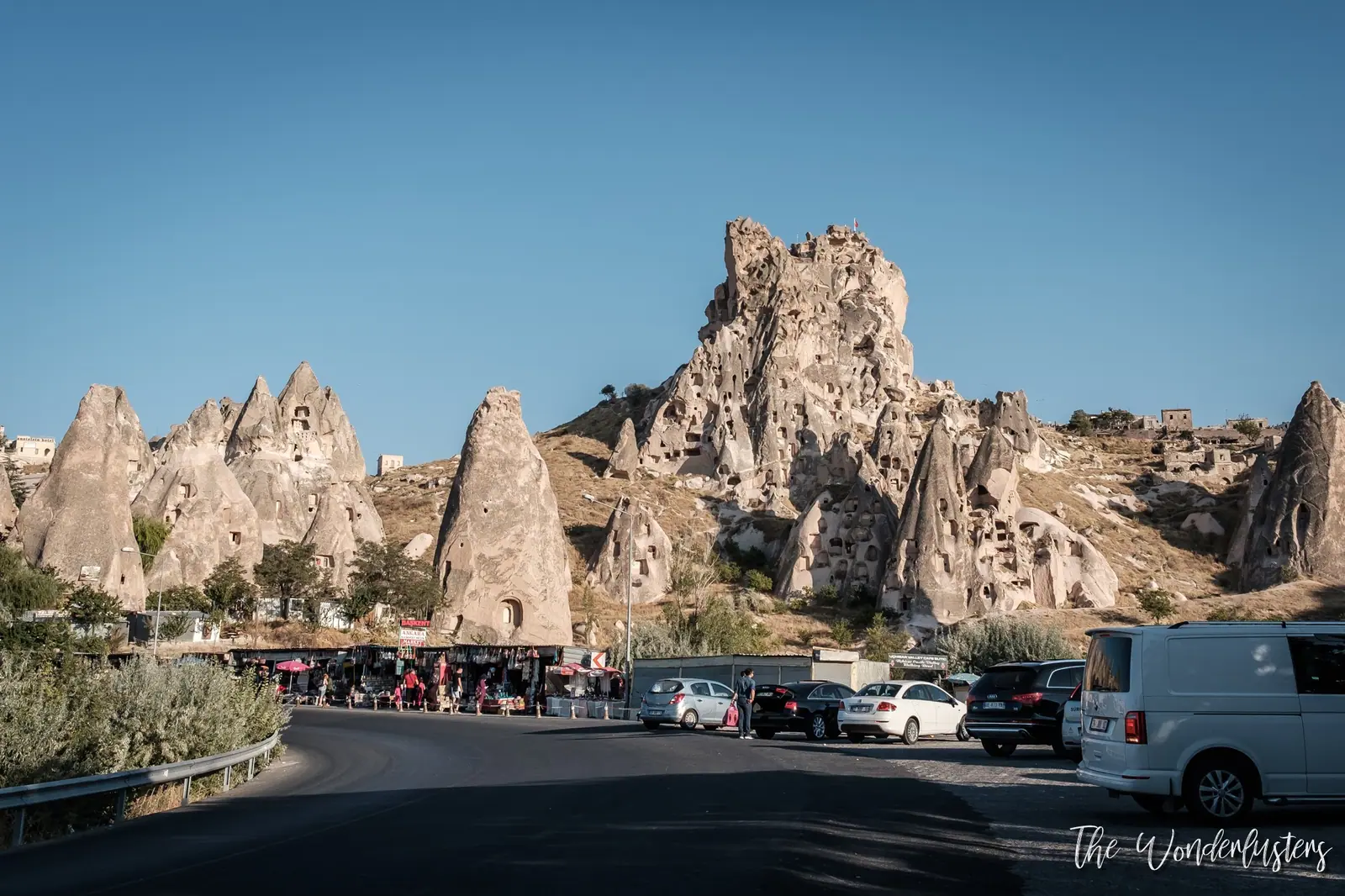 Le château d'Uçhisar, taillé dans la roche