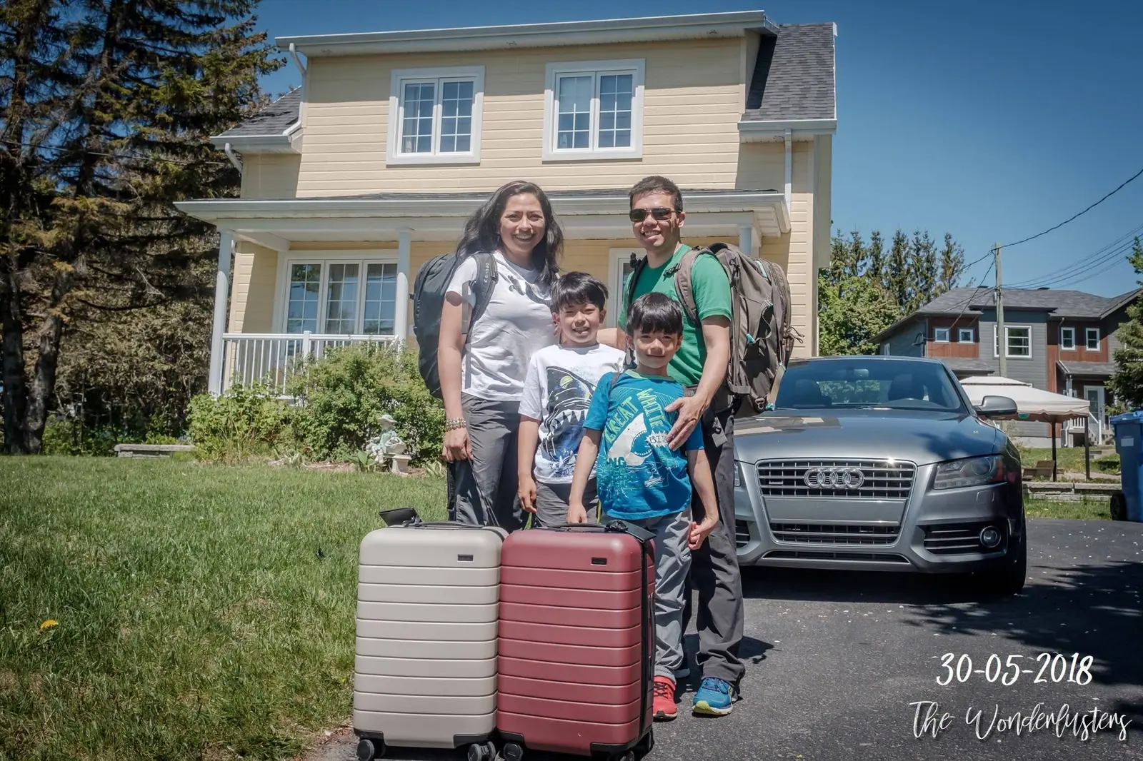 Notre famille le jour du départ pour notre tour du monde
